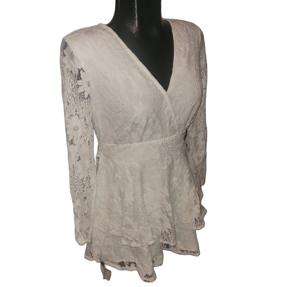 White Lace Overlay Ruffled Short Romper Jumpsuit S - Picture 4 of 8